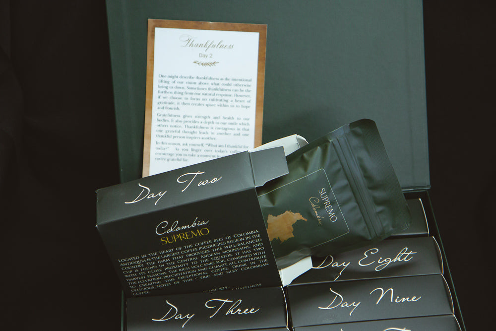 12 Specialty Coffees of Christmas Gift Box